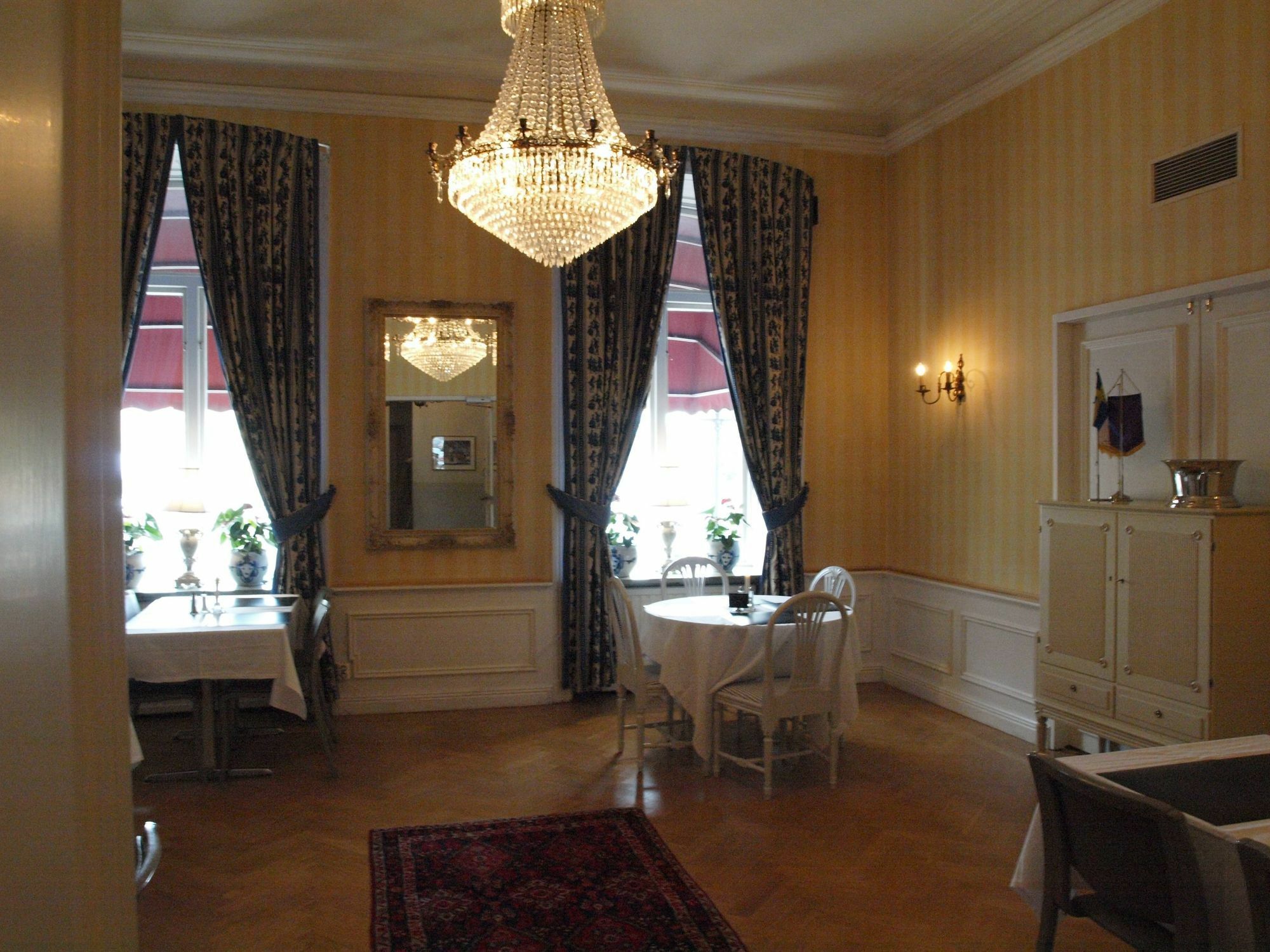 Nora Stadshotell, Sure Hotel Collection By Best Western Esterno foto